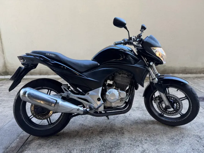 Honda cb 300 vela fina