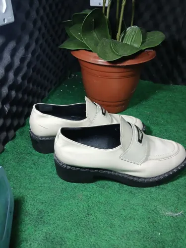 Sapato arezzo t 38 novo valor 100