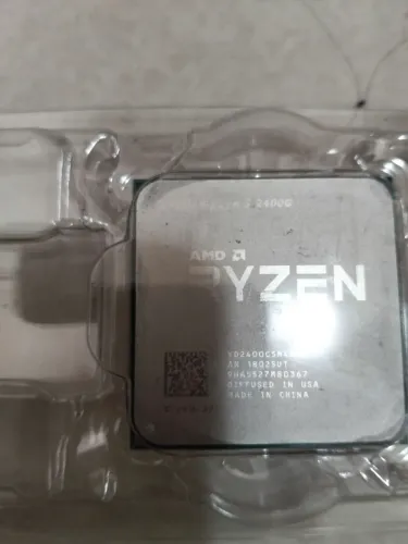 Ryzen 5 2400G Vega grafichs 7