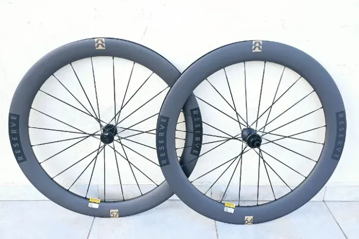Rodas Reserve 57mm 64mm Turbulent Aero Carbon Disc Cerâmica - Freehub XDR HG - Road Speed