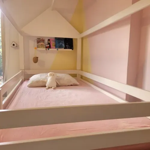 Cama infantil elevada