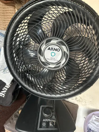 Ventilador arno com defeito