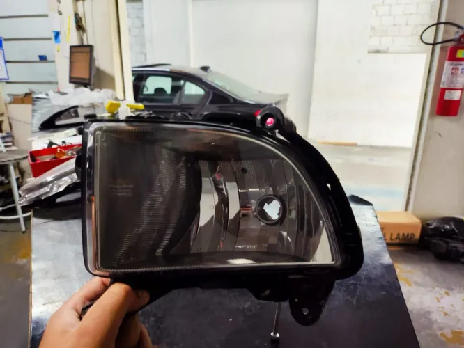 Farol de neblina Kia cerato lado esquerdo 2004/2016