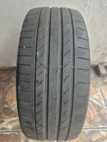Vendo pneus continental coeficent 235/55/18
