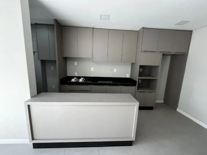 INSIGHT PALHANO | Apartamento para locação com 2 quartos, planejados e 1 vaga por R$ 2.850