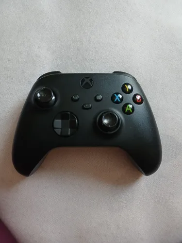 Controle Sem Fio Xbox na cor Carbon Black  (Original)