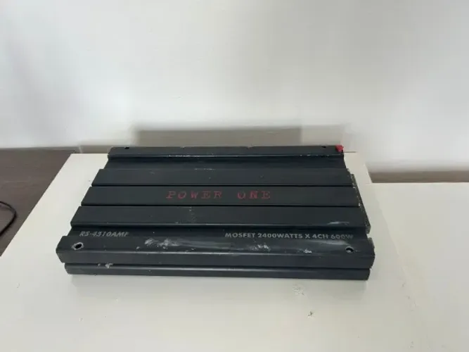 Roadstar Power One A 2400W RS-4510AMP