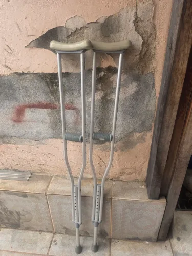 Par de muletas mercur