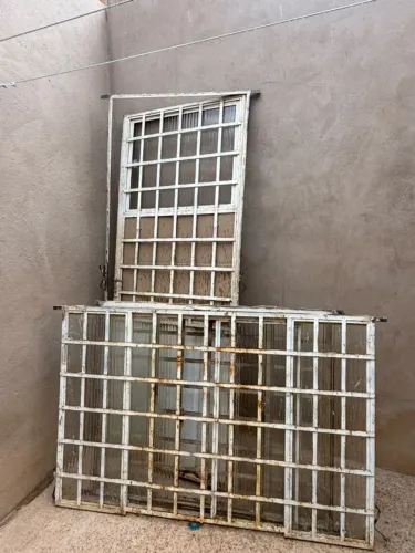 Porta e Janela de Ferro Usadas