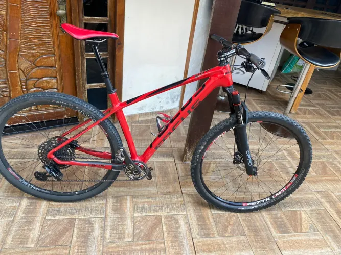 Bike carbono focus