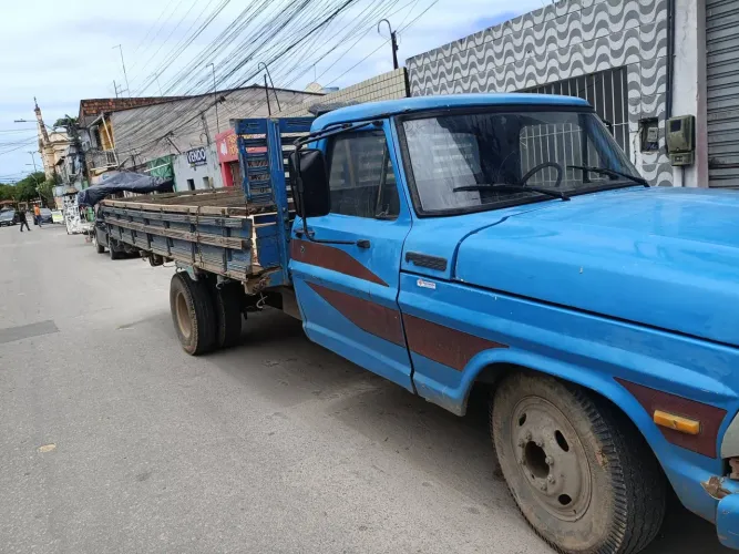 F4000