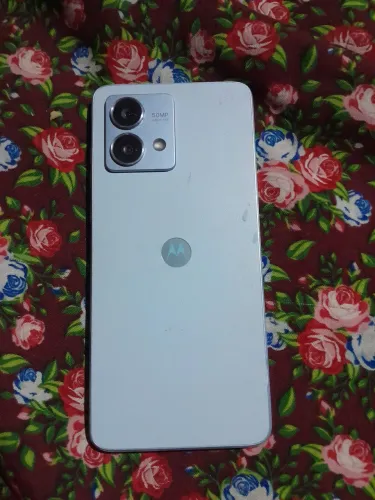 Vende se moto g84 ou troco em um iPhone XR