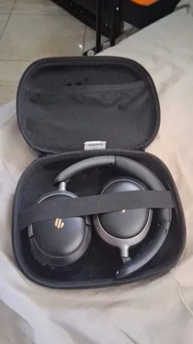 Fone de Ouvido Headphone com cancelamento de ruído e Hi-Res Atom Max EDIFIER - Preto
