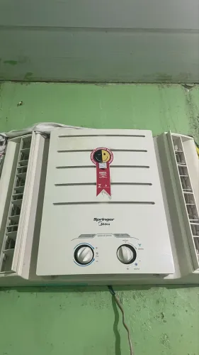 Ar condicionado 