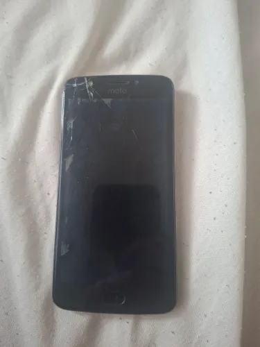 Celular quebrado