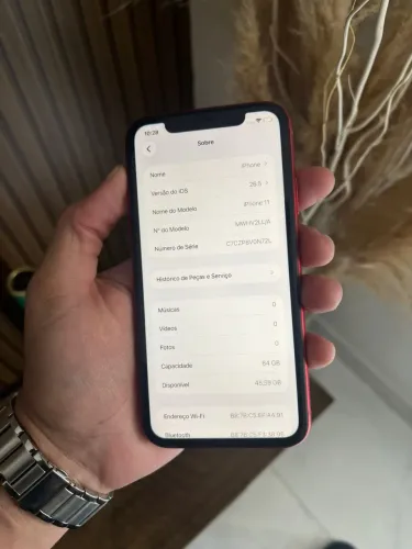 iPhone 11 64GB Vermelho