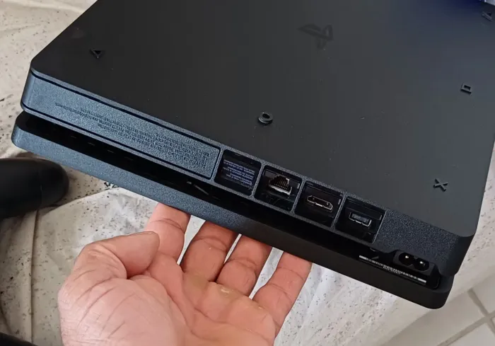 Playstation 4 slim 500g nunca aberto top aceito cartão