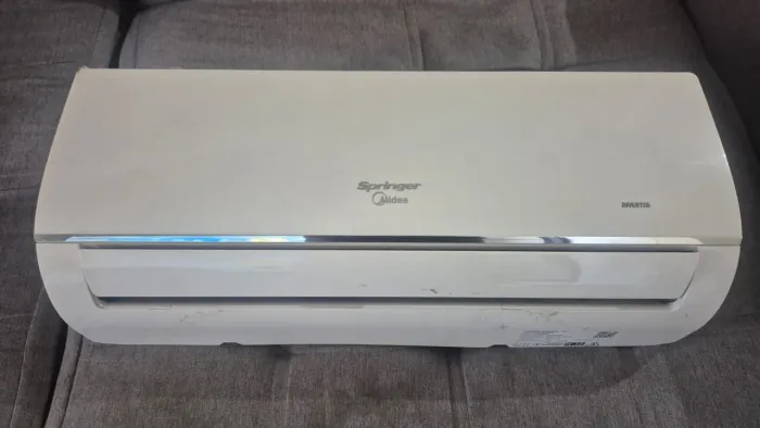 Ar condicionado inverter semi novo 9 mil btu