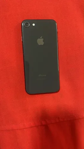 iPhone 8