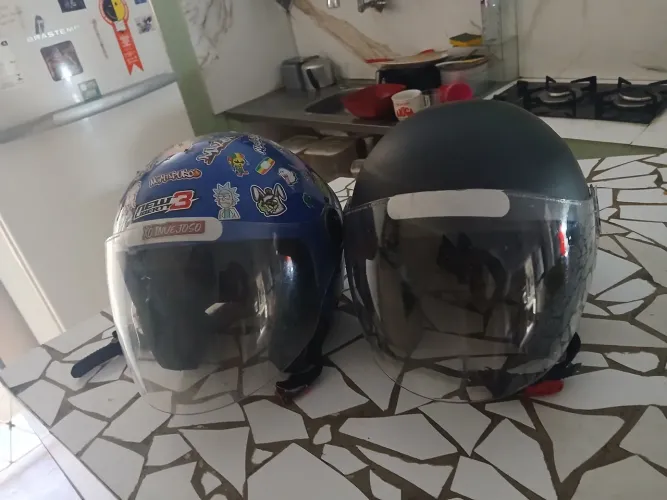 2 capacete. 60cm e 58cm