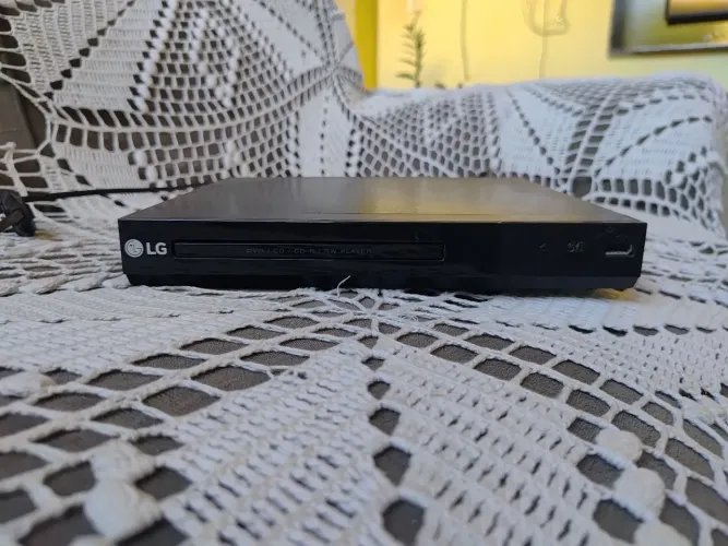 DVD PLAYER LG DP132 + CONTROLE ORIGINAL 