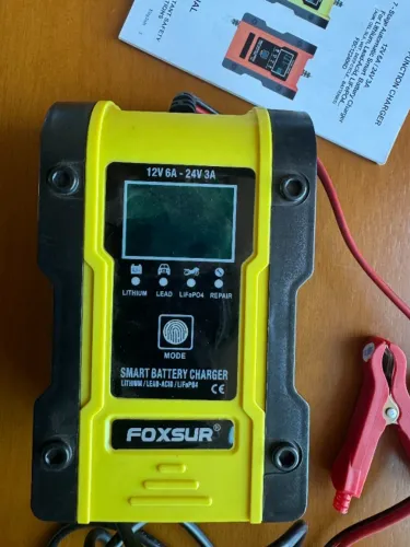 FOXSUR Carregador Bateria Universal Carro Moto 12V 24V