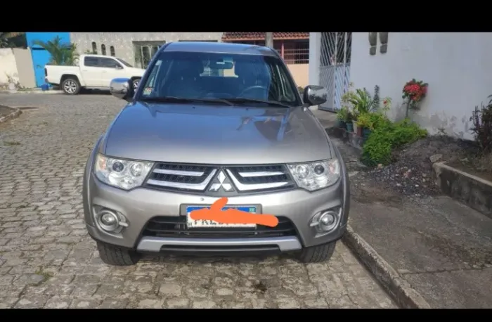 Mitsubishi L200 Triton HLS 2.4 Flex 16V CD Mec. 2017