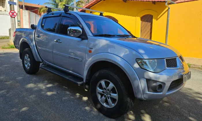 Mitsubishi L200 Triton HPE 3.2 CD TB Int.diesel AUT 2012