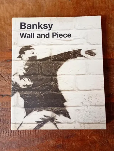 Livro Banksy Wall and Piece importado