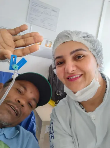 Técnico em enfermagem e acompanhante hospitalar