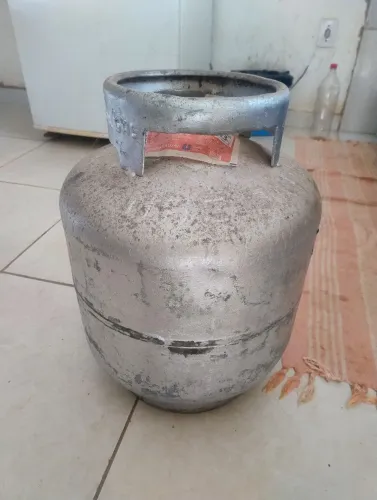 Vendo vacilhame de gás 
