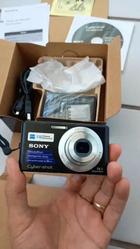 Câmera Sony Cyber Shot 14.1 Megapixels Novinha !!!