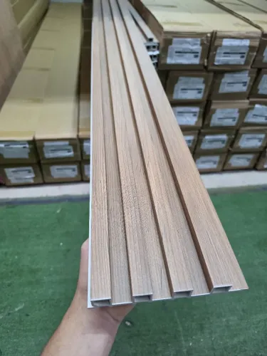 Painel Ripado WPC Amadeirado 16cm x 2,80m - Revestimento Moderno