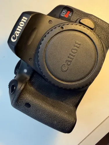 Canon T6i com defeito , não liga