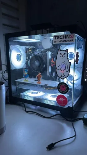 PC Gamer Aquário Ryzen 5 5600 + RX 580 + 16GB DDR4 + SSD NVMe 1TB SanDisk