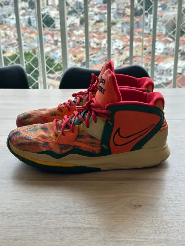 Tênis Nike Kyrie Infinity 1 World 1 People