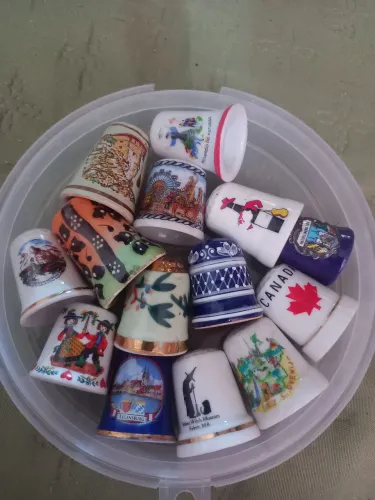 Coleção de demais de porcelana  15 peças 