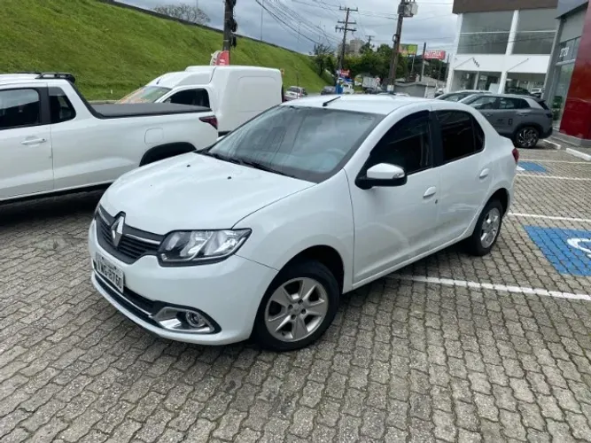 Renault Logan Dynamique Hi-flex 1.6 8V 4P 2015