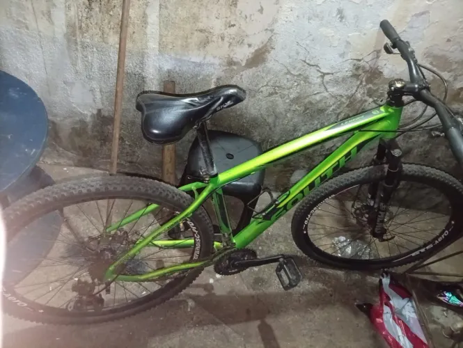 Vendo bicicleta de macha seminovos motivo de mudança
