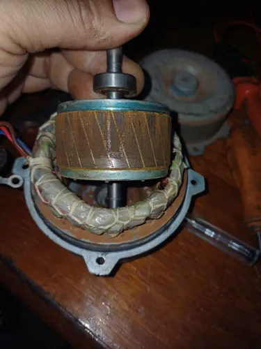 Conserto seu motor de evaporadora ou condensadora do ar