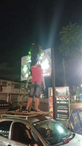 Painéis e Placas com ou Sem Iluminação - Interna ou Externa em Lona e Acm para sua Loja e