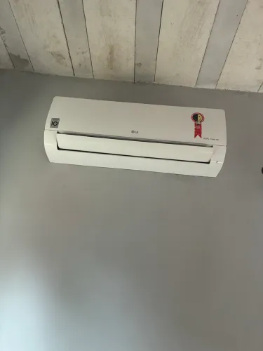 Vende-se um ar condicionado