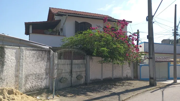 Vendo casa confortável