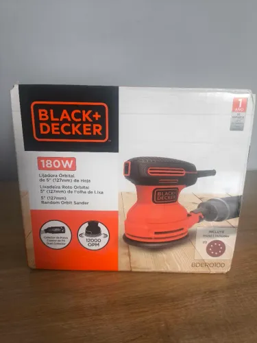 Lixadeira orbital Black+Decker