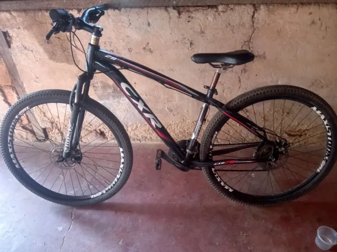 CXR Aro 29 preta