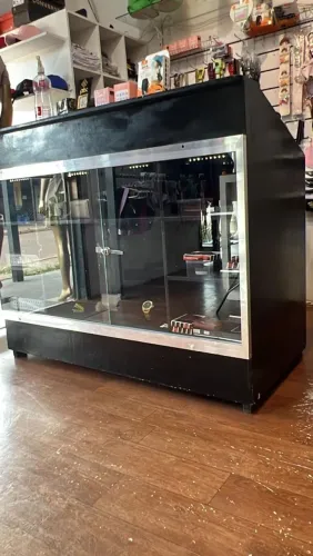 Caixa vitrine expositor com Led 