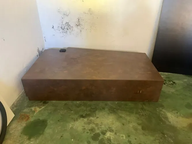 Tablado de madeira para vitrine 