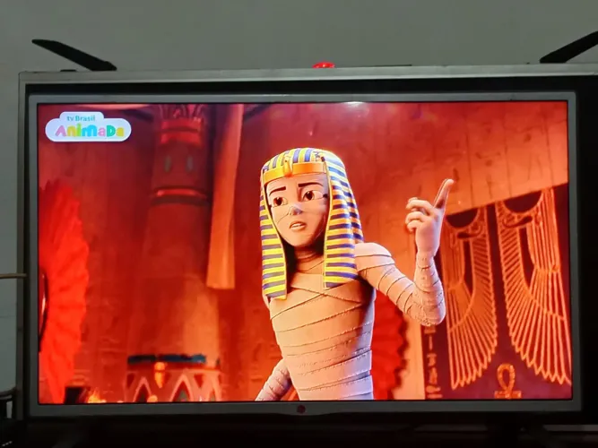TV LG de 32 Polegadas imagem e som perfeitos não é Smart.