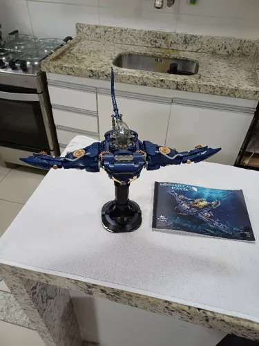 LEGO MANTA RAIA 689 PEÇAS