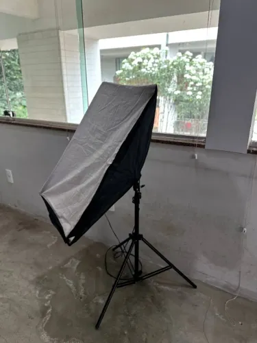 KIT GREIKA SOFTBOX 50x70cm - LUZ CONTÍNUA PROFISSIONAL